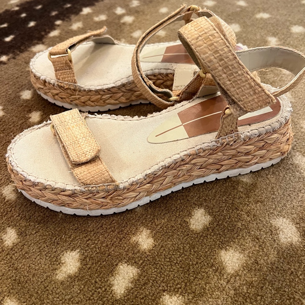 Women's Tan Woven Sandals